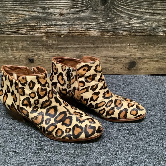 Sam Edelman Leopard Bootie, Size 9 - Picture 8 of 8